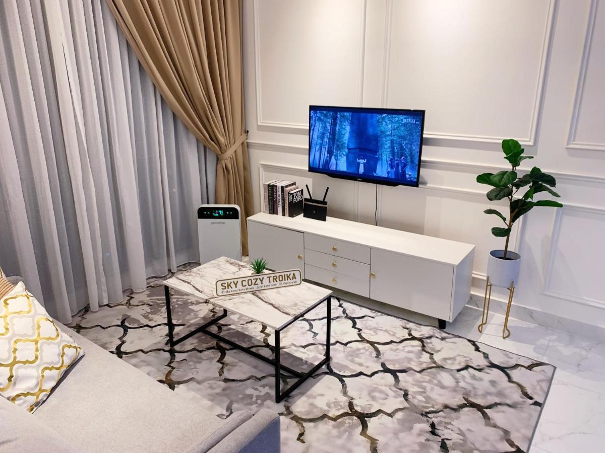 Sky Cozy Troika Residence, 1 Bedroom 4-6 Pax, 2 Bedrooms 6-8 Pax, Pool Vew, Sky & City View, Free Parking, Pool, Unlimited Wifi & Netflix Kota Bharu Ngoại thất bức ảnh