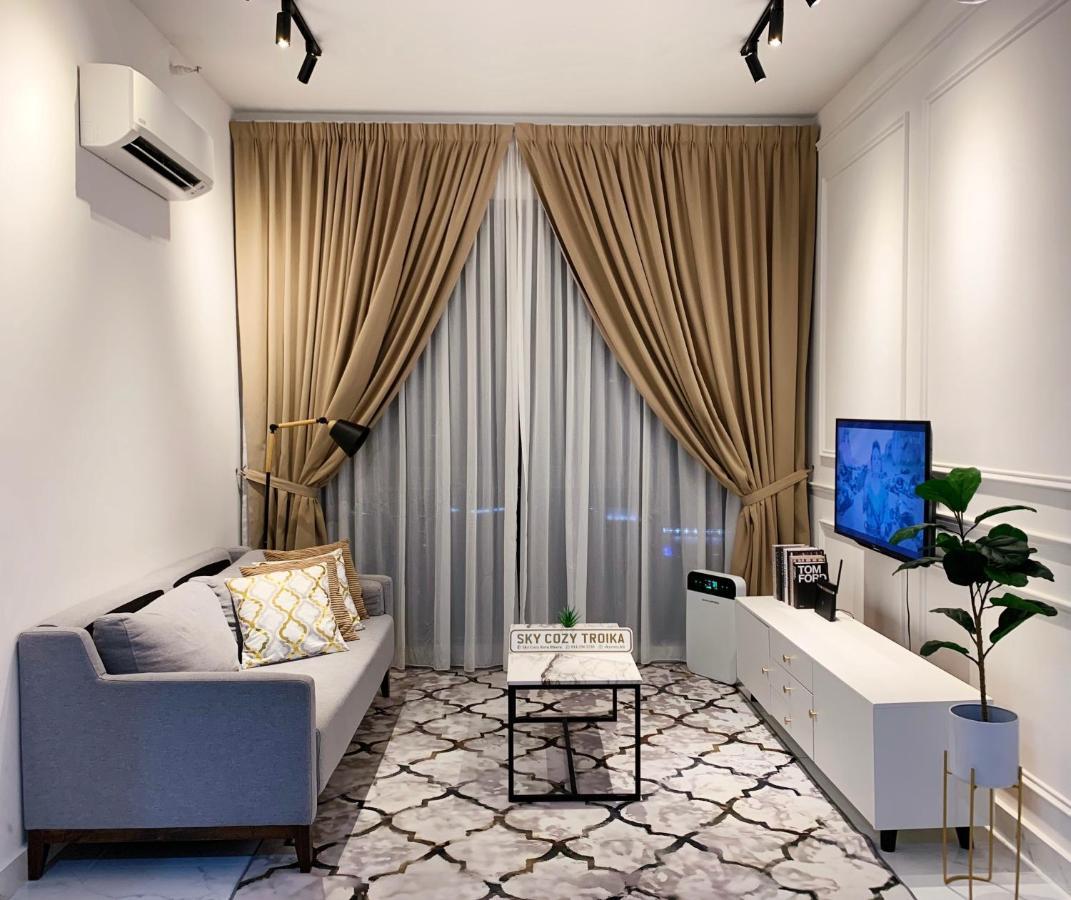 Sky Cozy Troika Residence, 1 Bedroom 4-6 Pax, 2 Bedrooms 6-8 Pax, Pool Vew, Sky & City View, Free Parking, Pool, Unlimited Wifi & Netflix Kota Bharu Ngoại thất bức ảnh